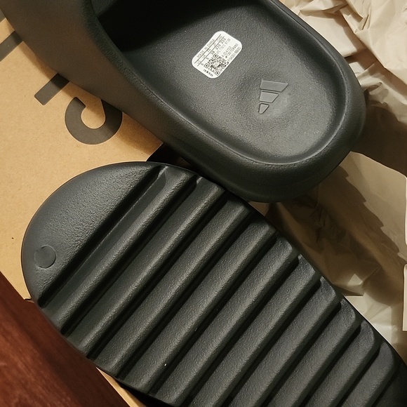 Slides - Picture 9 of 12